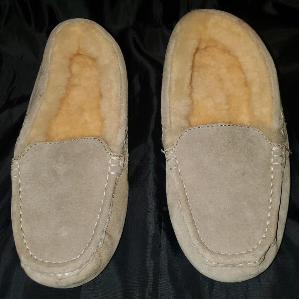 Old Friend Bella Women's Taupe Slipper Size 9